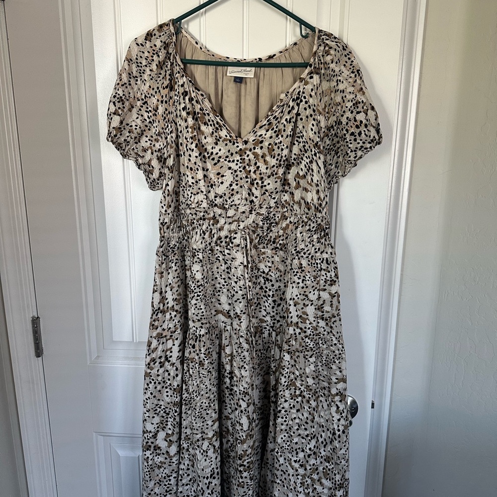 Universal Thread Spotted Midi Dress in Cream and Brown
